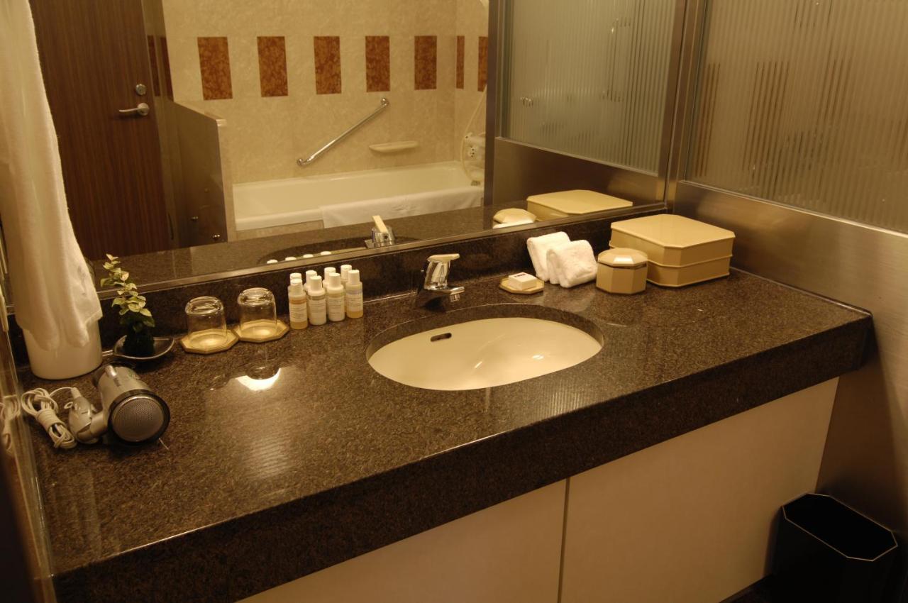 Royal Oak Hotel Spa & Gardens Otsu Ngoại thất bức ảnh